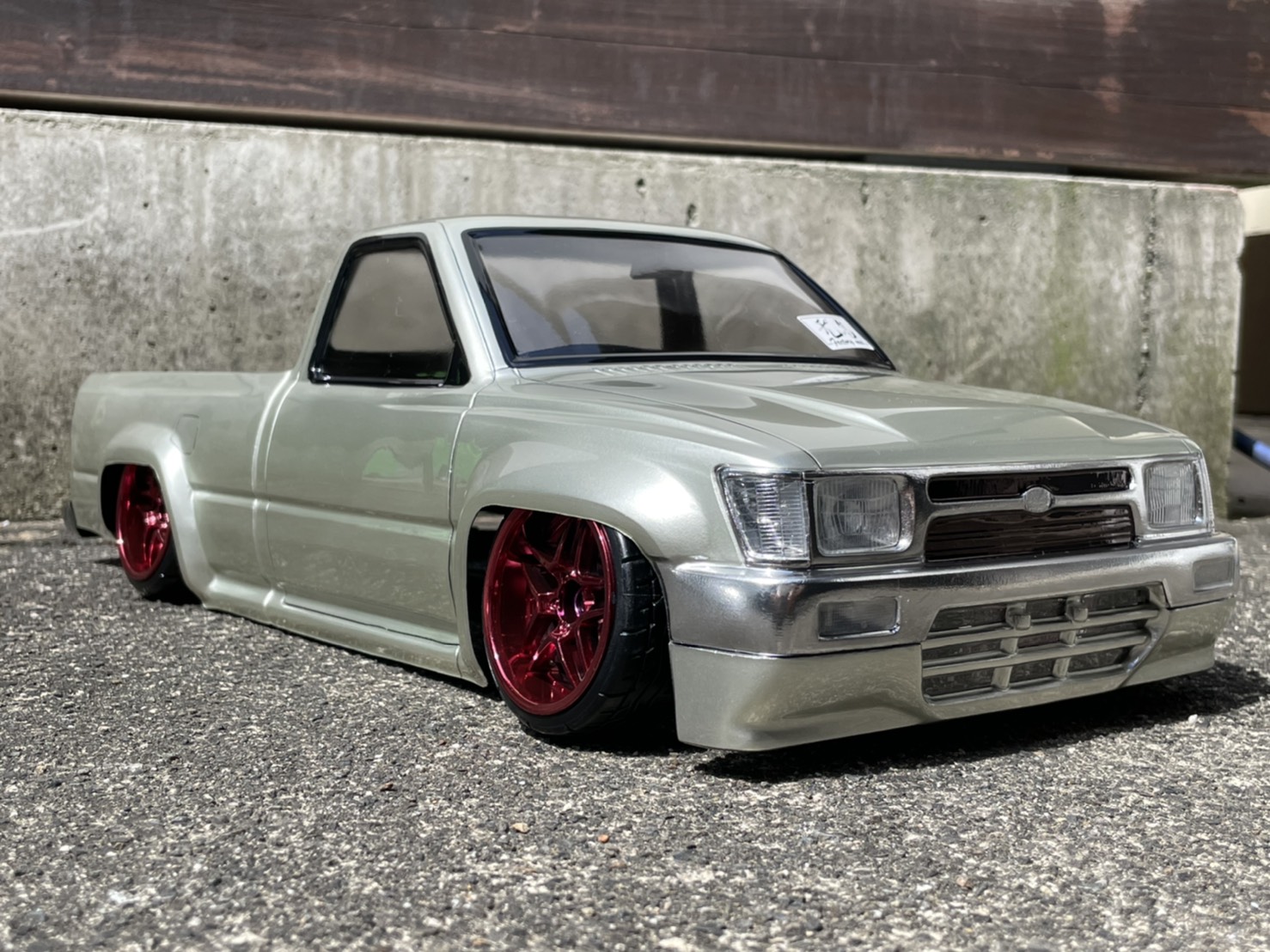 Toyota ハイラックス RN80